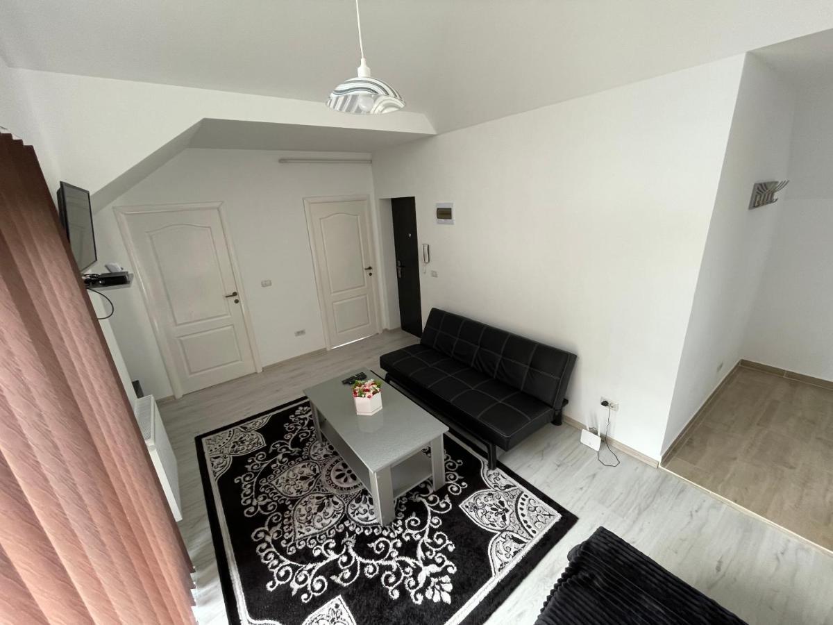 Rebeca Apartament ลูโกจ ภายนอก รูปภาพ